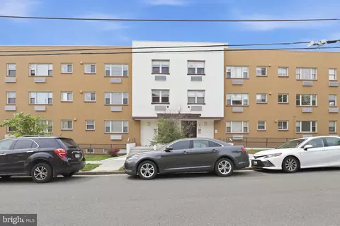 738 Longfellow St NW #311, Washington, DC 20011