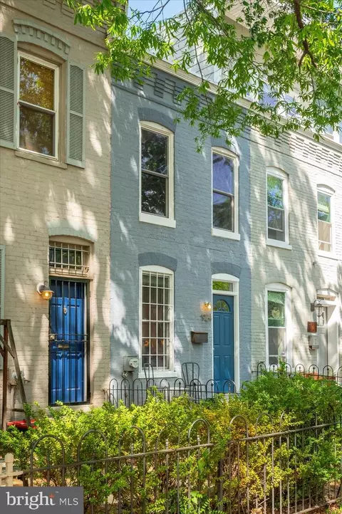 Exterior - 924 9th St NE, Washington, DC 20002 photo 1 of 5