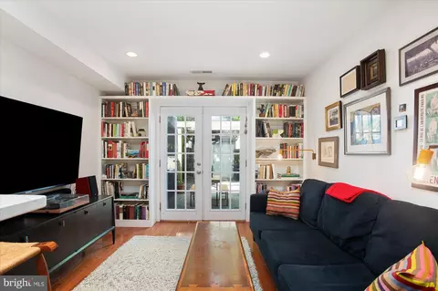 Other - 924 9th St NE, Washington, DC 20002 photo 6 of 10