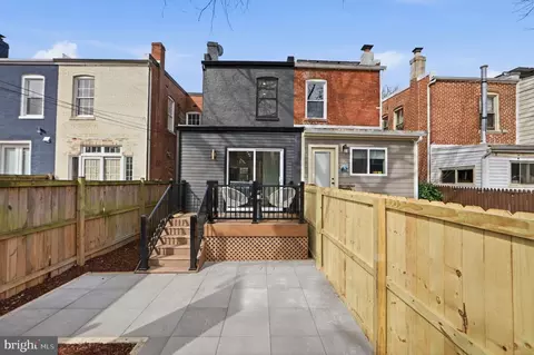 Exterior - 325 14th St NE, Washington, DC 20002 photo 5 of 7