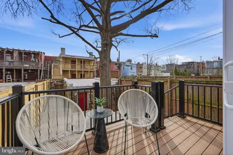 Exterior - 325 14th St NE, Washington, DC 20002 photo 4 of 7