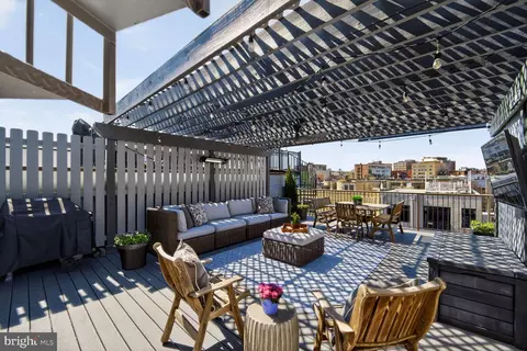 2446 Ontario Rd NW #4, Washington, DC 20009