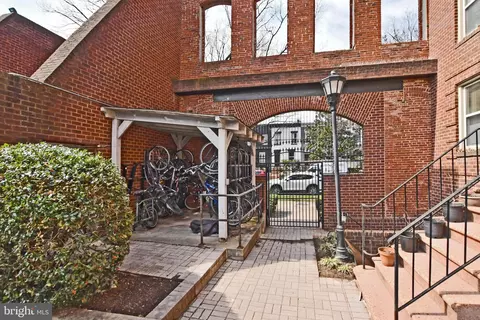 Exterior - 35 14th St NE #35, Washington, DC 20002 photo 2 of 4