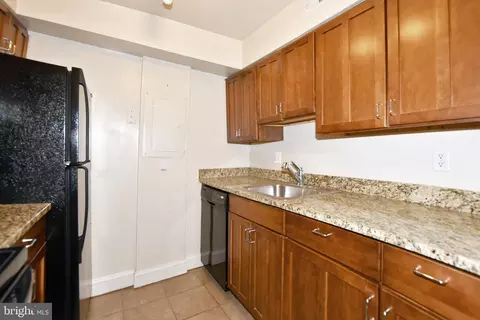 Kitchen - 35 14th St NE #35, Washington, DC 20002 photo 2 of 5