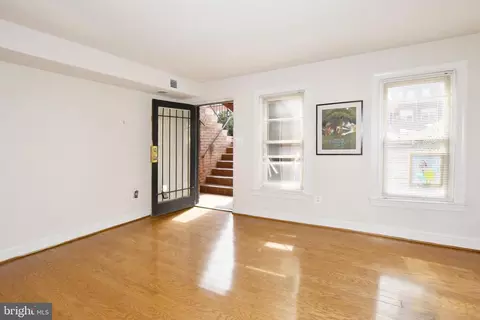 Living - 35 14th St NE #35, Washington, DC 20002 photo 4 of 6