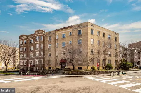 1860 Clydesdale Pl NW #105, Washington, DC 20009