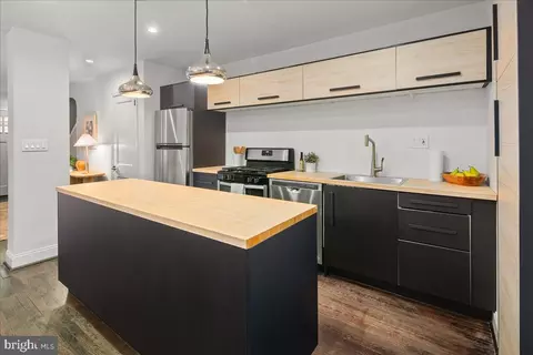 Kitchen - 1722 Lang Pl NE, Washington, DC 20002 photo 4 of 6