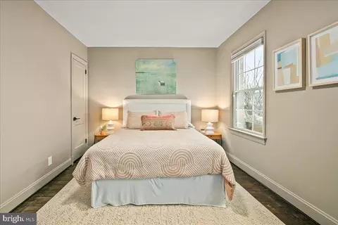 Bedroom - 1722 Lang Pl NE, Washington, DC 20002 photo 3 of 8