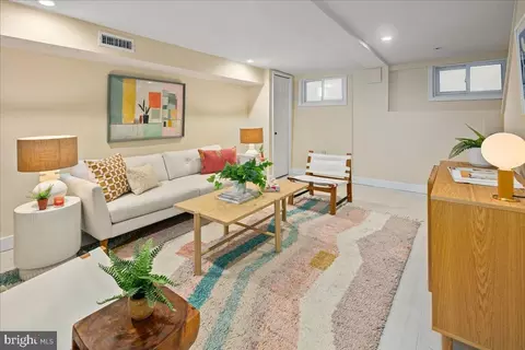Living - 1722 Lang Pl NE, Washington, DC 20002 photo 3 of 5