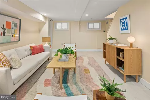 Living - 1722 Lang Pl NE, Washington, DC 20002 photo 4 of 5