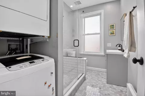 Other - 315 16th St SE, Washington, DC 20003 photo 6 of 7