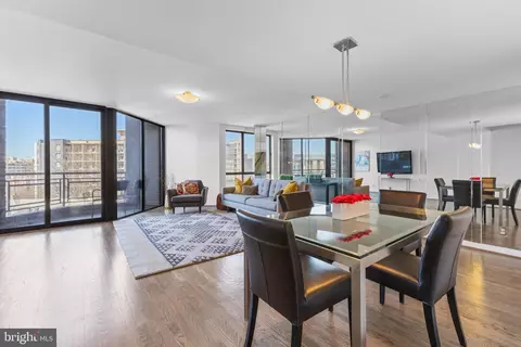 1099 22nd St NW #807, Washington, DC 20037