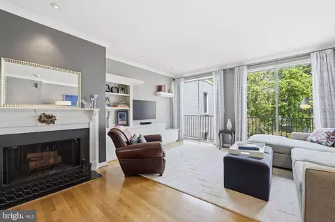 Living - 822 Constitution Ave NE, Washington, DC 20002 photo 1 of 1