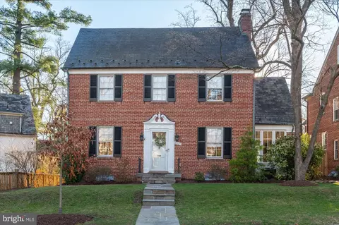 6425 33rd St NW, Washington, DC 20015