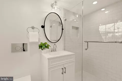 Bath - 4415 Volta Pl NW, Washington, DC 20007 photo 5 of 6