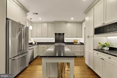 Kitchen - 4415 Volta Pl NW, Washington, DC 20007 photo 3 of 5