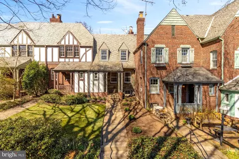 4415 Volta Pl NW, Washington, DC 20007