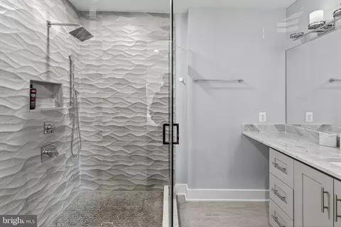 Bath - 1253 Mount Olivet Rd NE #3, Washington, DC 20002 photo 1 of 3