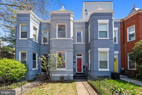 633 12th St NE, Washington, DC 20002