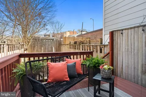 Exterior - 633 12th St NE, Washington, DC 20002 photo 2 of 12