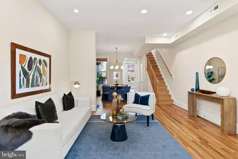 Living - 633 12th St NE, Washington, DC 20002 photo 2 of 2