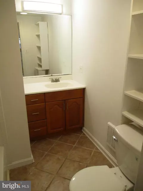 Bath - 1923 35th Pl NW, Washington, DC 20007 photo 1 of 3