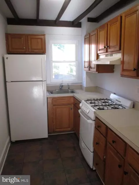 Kitchen - 1923 35th Pl NW, Washington, DC 20007 photo 1 of 2