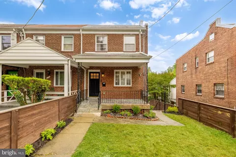 3131 Lyndale Pl SE, Washington, DC 20019