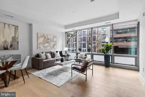 2501 M St NW #T06, Washington, DC 20037