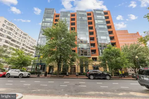 1117 10th St NW #305, Washington, DC 20001