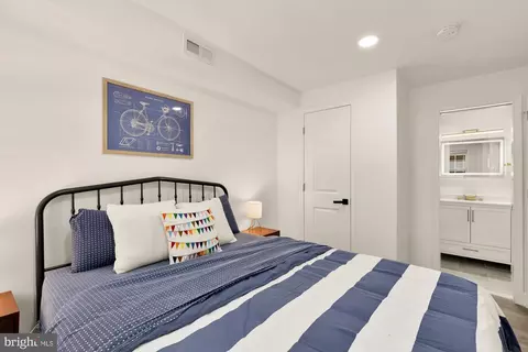 209 Cromwell Ter NE, Washington, DC 20002 photo 33
