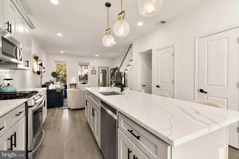 209 Cromwell Ter NE, Washington, DC 20002 photo 11