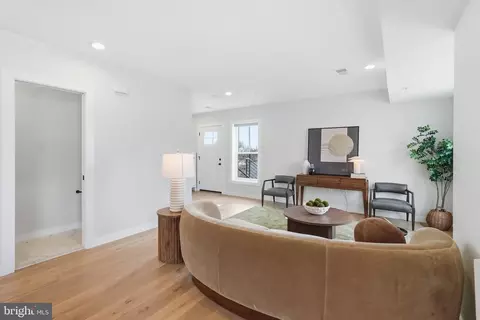 3922 3rd St NW #2, Washington, DC 20011 photo 11