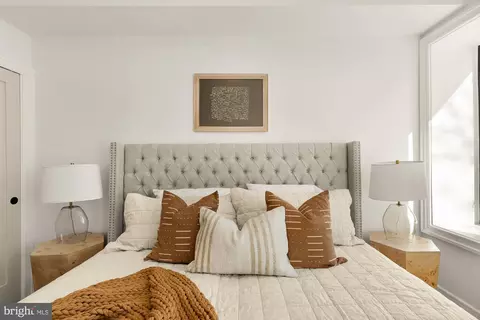 Bedroom - 1463 Harvard St NW #5, Washington, DC 20009 photo 4 of 5