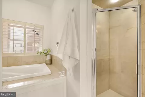 1704 16th St NW #5, Washington, DC 20009 photo 25