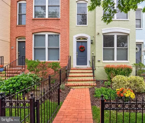 814 3rd St SE, Washington, DC 20003
