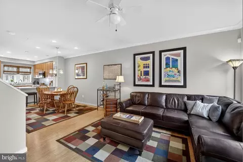 Living - 814 3rd St SE, Washington, DC 20003 photo 2 of 2