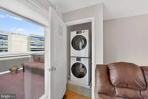 Other - 814 3rd St SE, Washington, DC 20003 photo 11 of 21