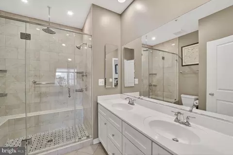 Other - 814 3rd St SE, Washington, DC 20003 photo 7 of 21