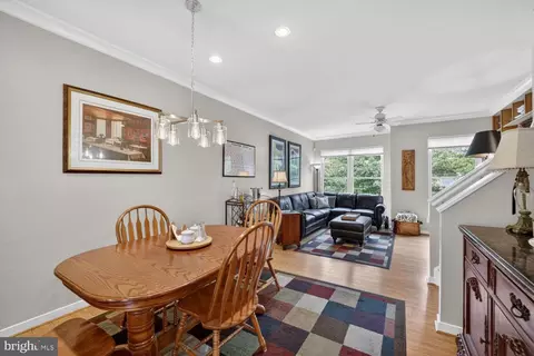 Dining - 814 3rd St SE, Washington, DC 20003 photo 1 of 1