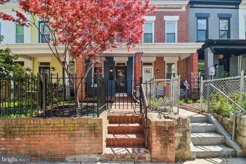 255 14th Pl NE, Washington, DC 20002