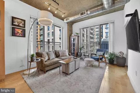 301 Massachusetts Ave NW #507, Washington, DC 20001