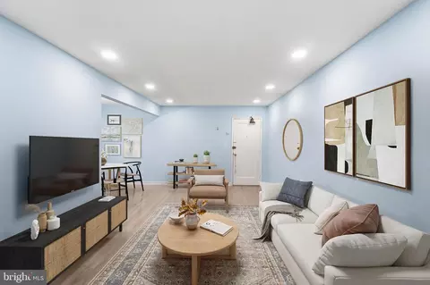1727 28th St SE #204, Washington, DC 20020