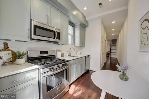 Kitchen - 2012 2nd St NW, Washington, DC 20001 photo 2 of 2