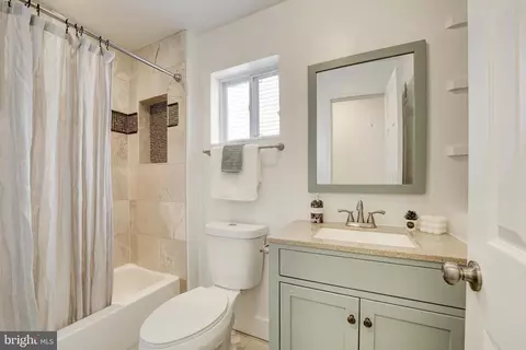 Bath - 2012 2nd St NW, Washington, DC 20001 photo 2 of 2