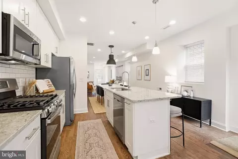 Kitchen - 11 S Street Nw Unit 1 NW, Washington, DC 20001 photo 2 of 3