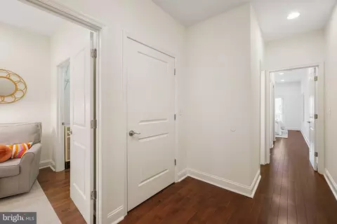 Entry Way - 11 S Street Nw Unit 1 NW, Washington, DC 20001 photo 5 of 6