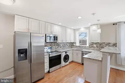 33 Kennedy St NW #202, Washington, DC 20011