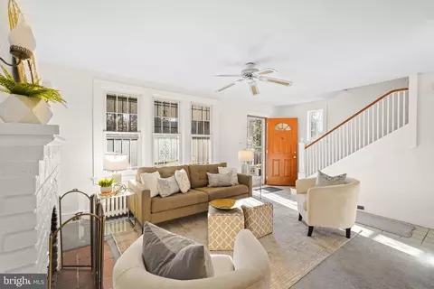 3418 17th St NW, Washington, DC 20010