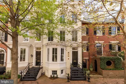 3106 P St NW, Washington, DC 20007